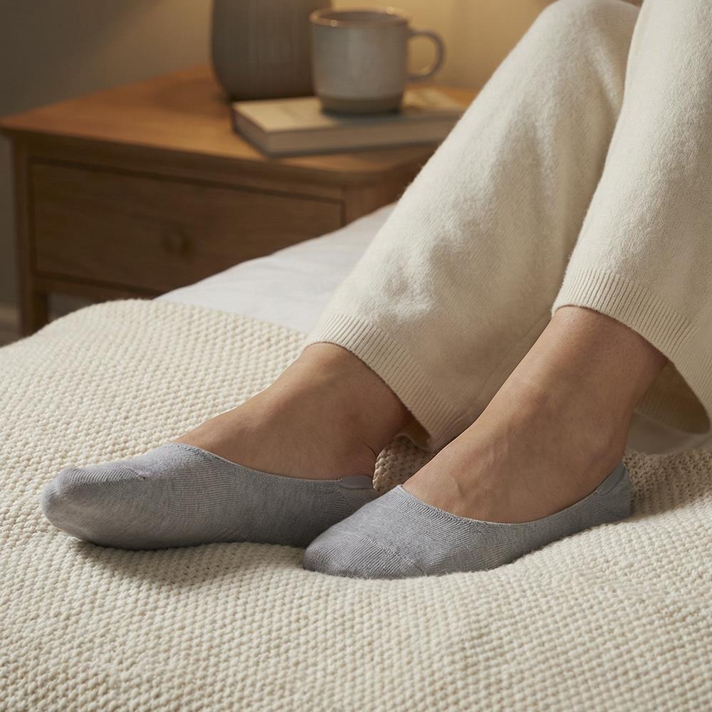 3 Pack Ladies Cotton Blend Invisible Socks - YIWU31011 / 317 444 - Multi - Image 2