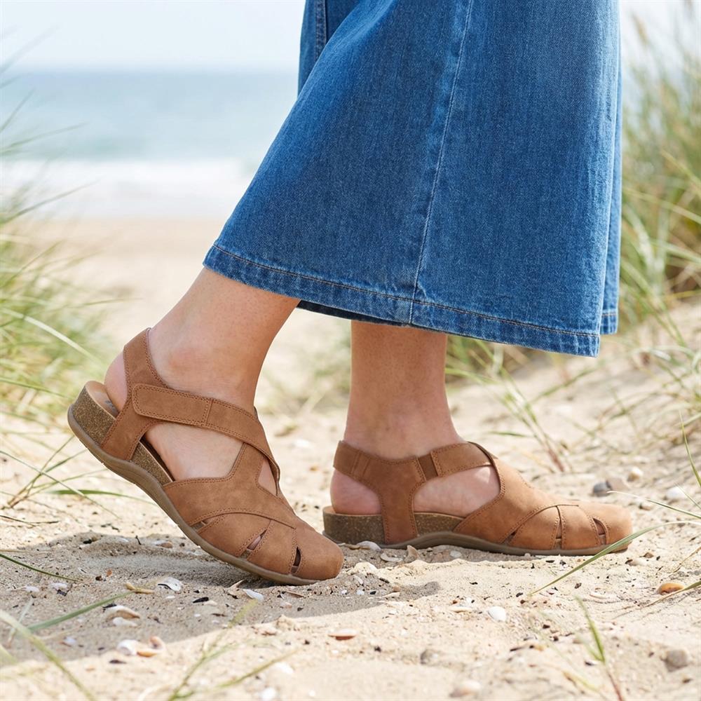 Adjustable Cushioned Sandals - WOIL43023 / 328 998 - Tan - Image 2