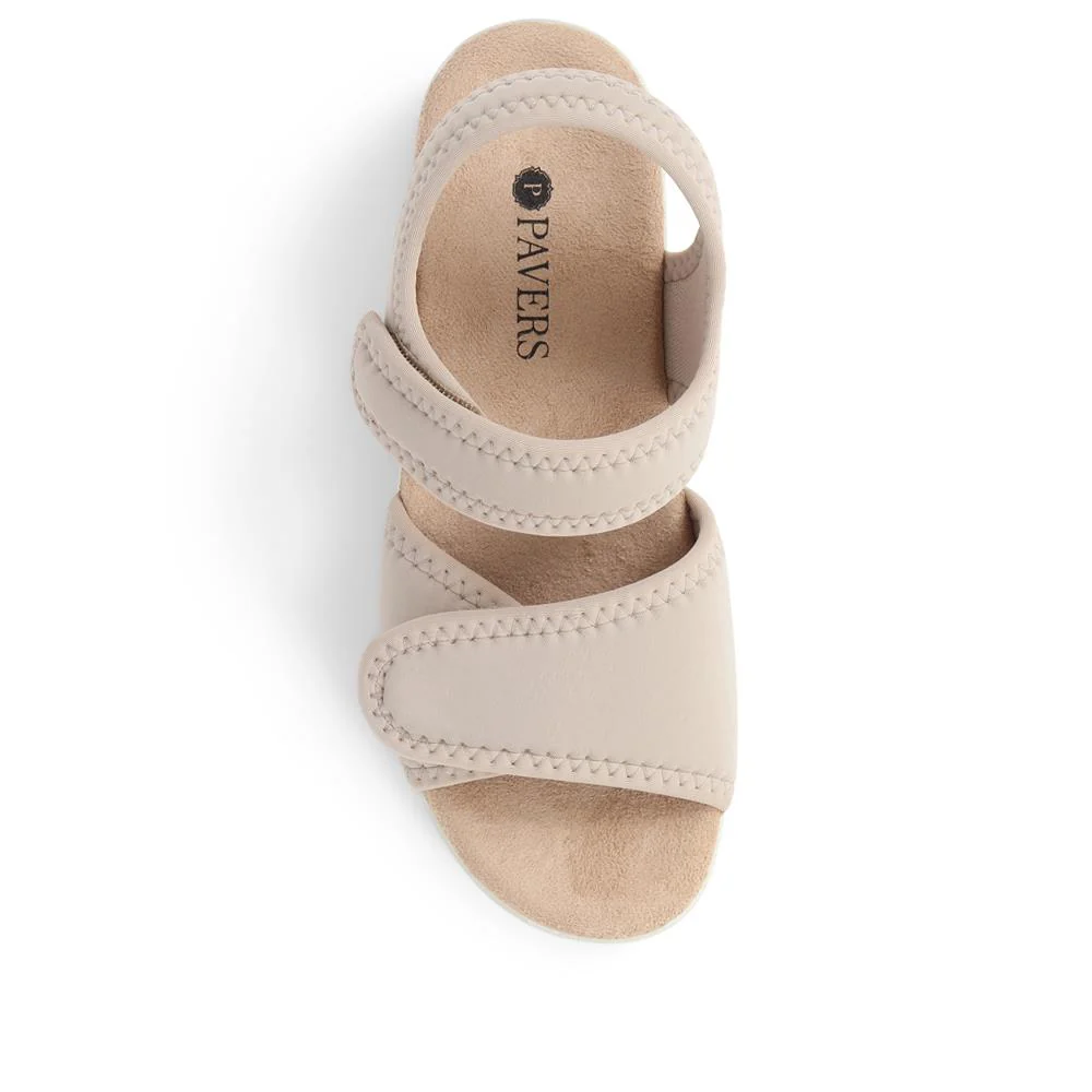 Adjustable Touch-Fasten Sandals - POLY39003 / 325 314 - Beige - Image 5