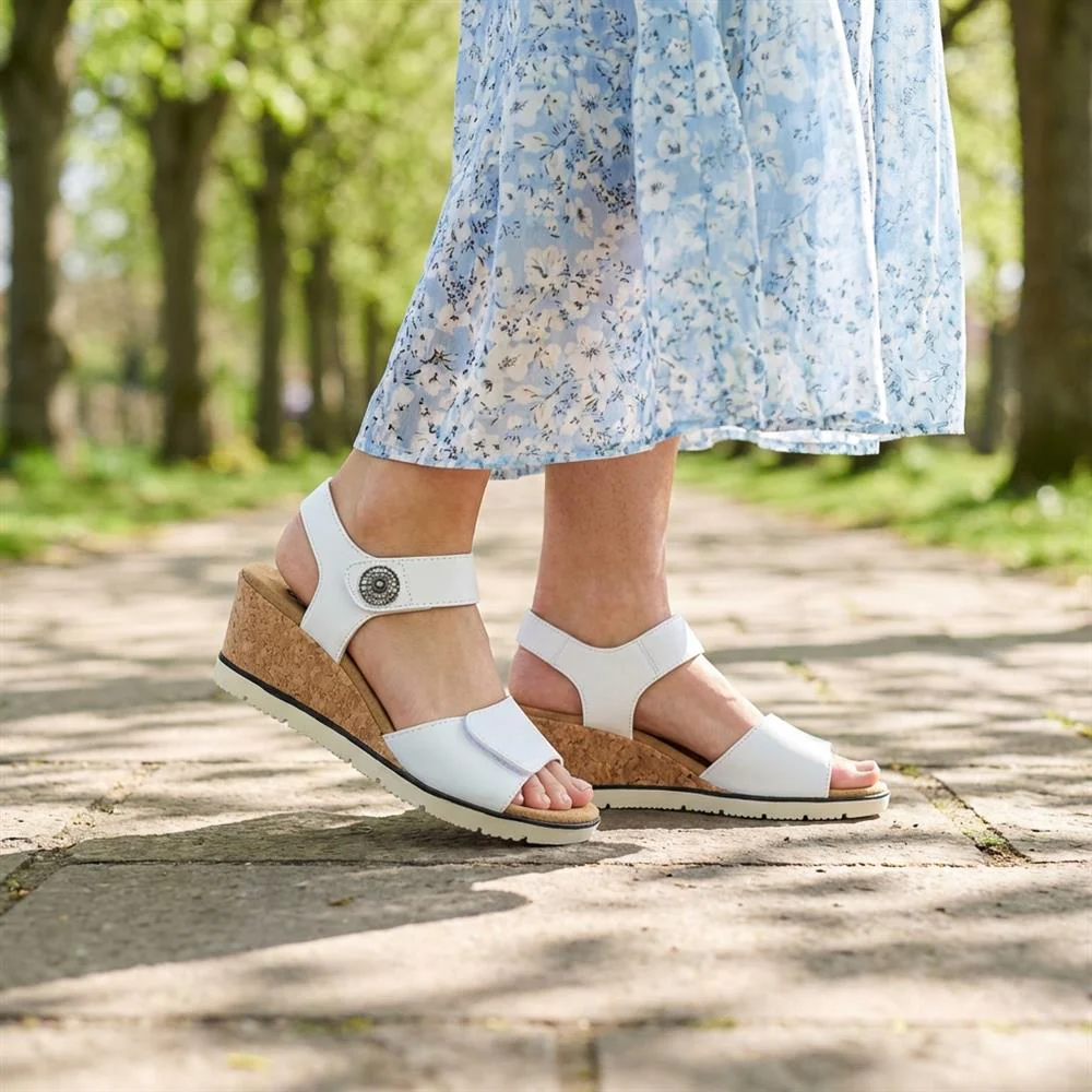 Adjustable Wedge Sandals - WBINS35160 / 321 805 - White - Image 2