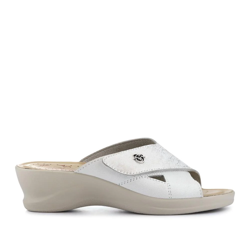 Anatomic Self-Moulding Mules - FLY41034 / 326 675 - White - Image 2