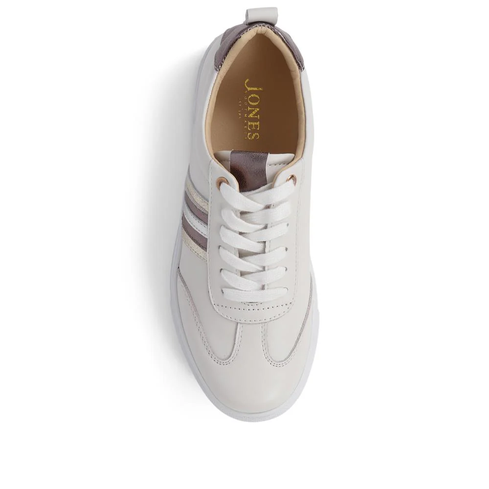Aspyn Leather Trainers - ASPYN / 325 132 - White Metallic - Image 5