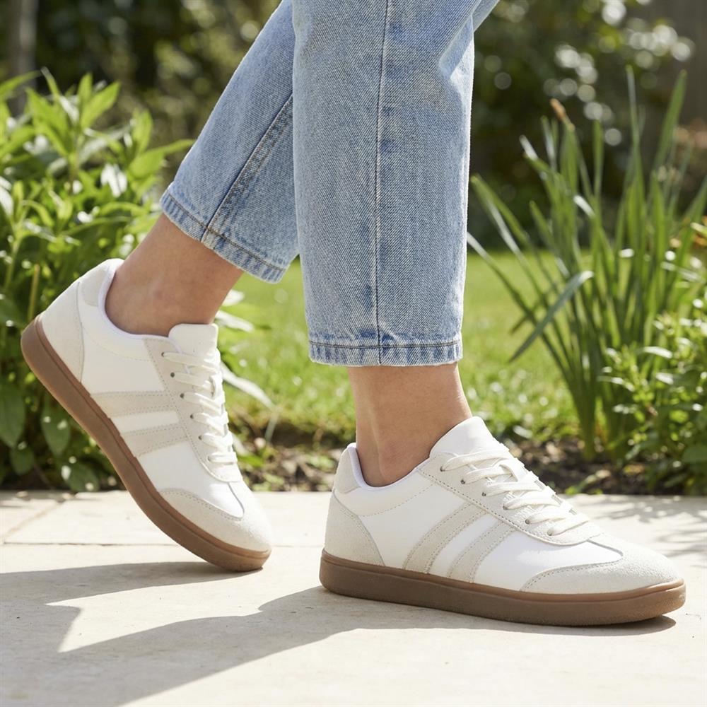 Bellissimo Lace Up Trainers - BELDINGX43008 / 329 349 - White-Beige - Image 2
