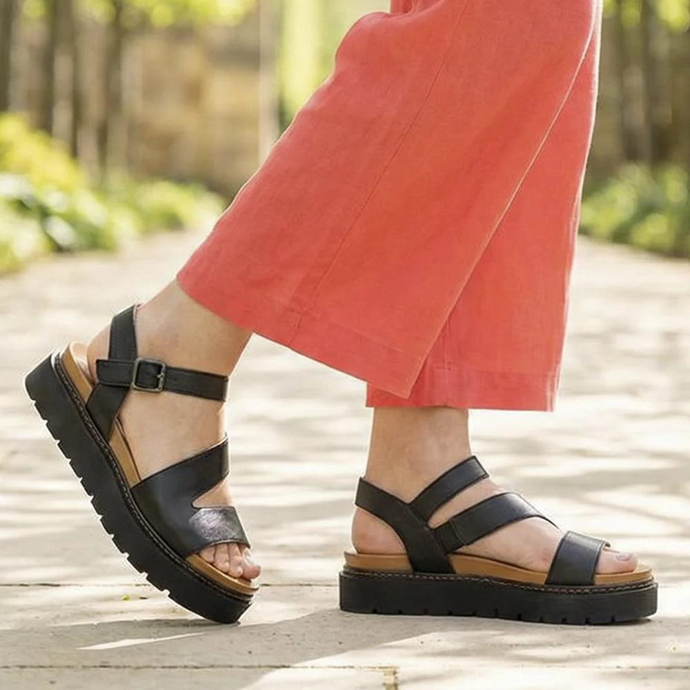 Bellissimo Leather Platform Sandals - BELMETIN43018 / 329 288 - Black - Image 2