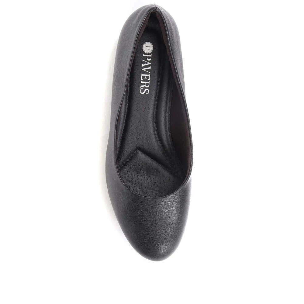 Block Heel Court Shoes - PIC26004 / 310 517 - Black - Image 4