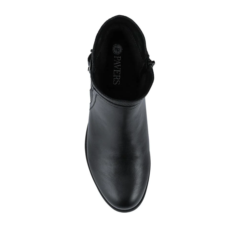 Block Heeled Ankle Boots With Inside Zip - WOIL42017 / 328 000 - Black - Image 4