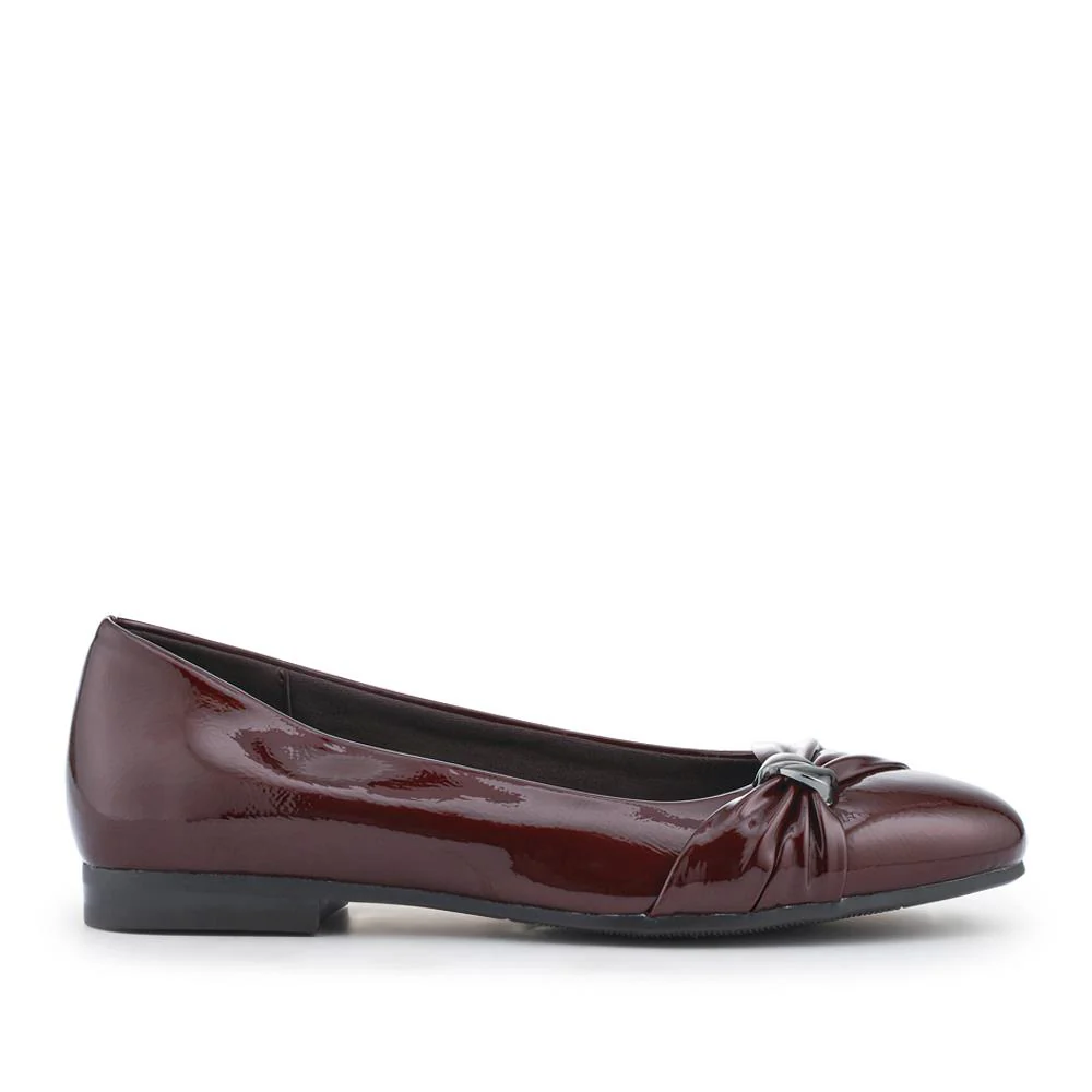 Bow-Detailed Heeled Ballet Pumps - WK42022 / 328 125 - Burgundy Patent - Image 2