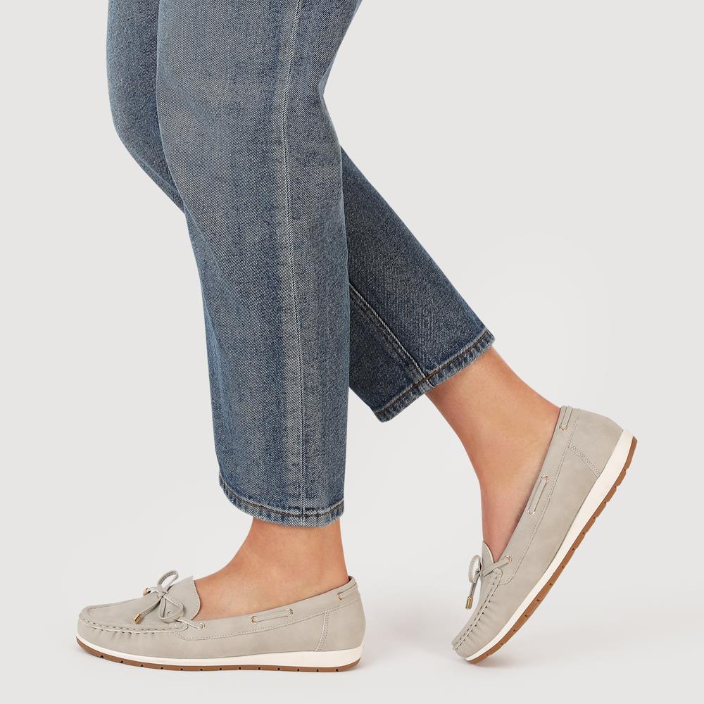 Bow Detailed Moccasins - BAIZH41038 / 327 316 - Light Grey - Image 6