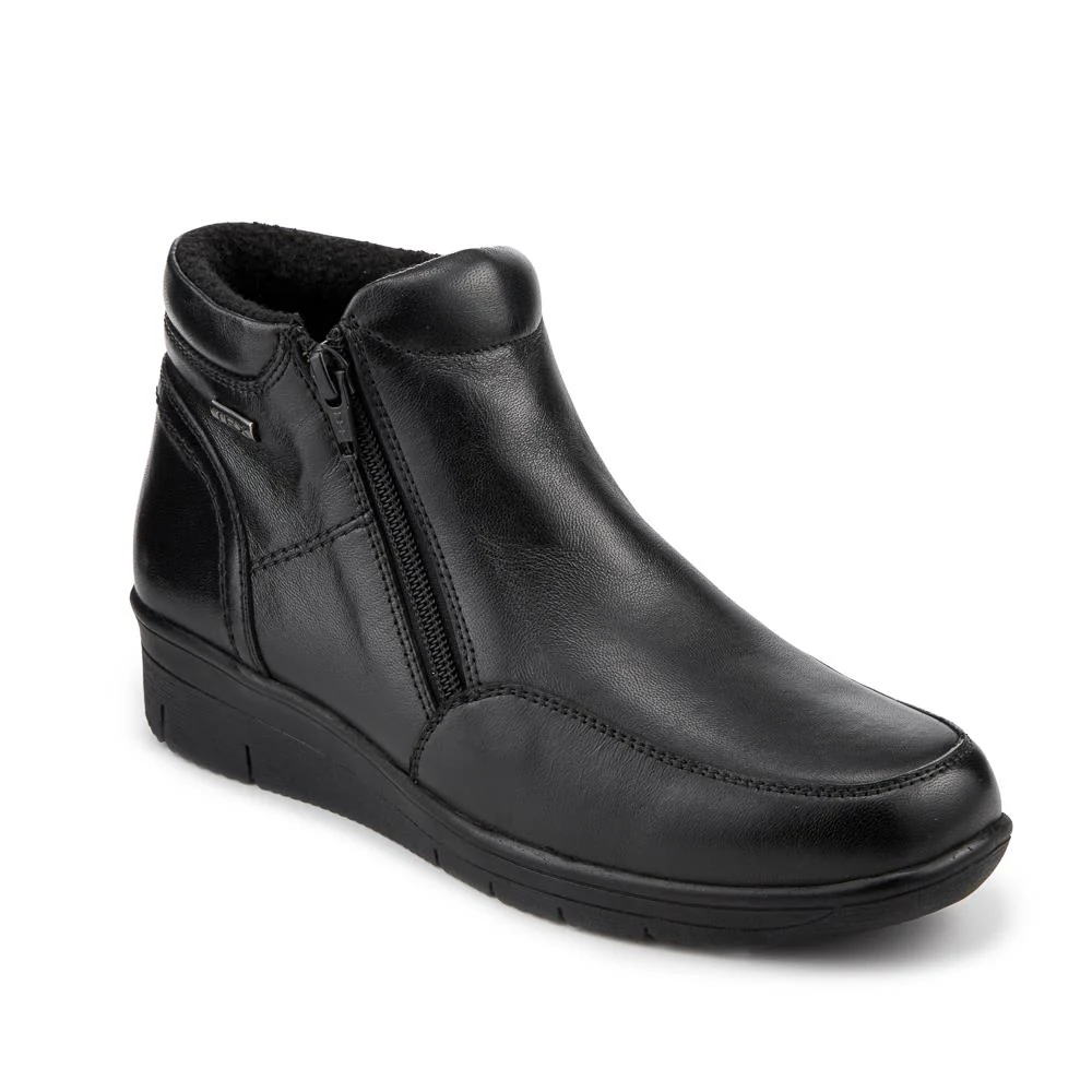 Breathable Leather Water Resistant Boots - DDIN42003 / 328 315