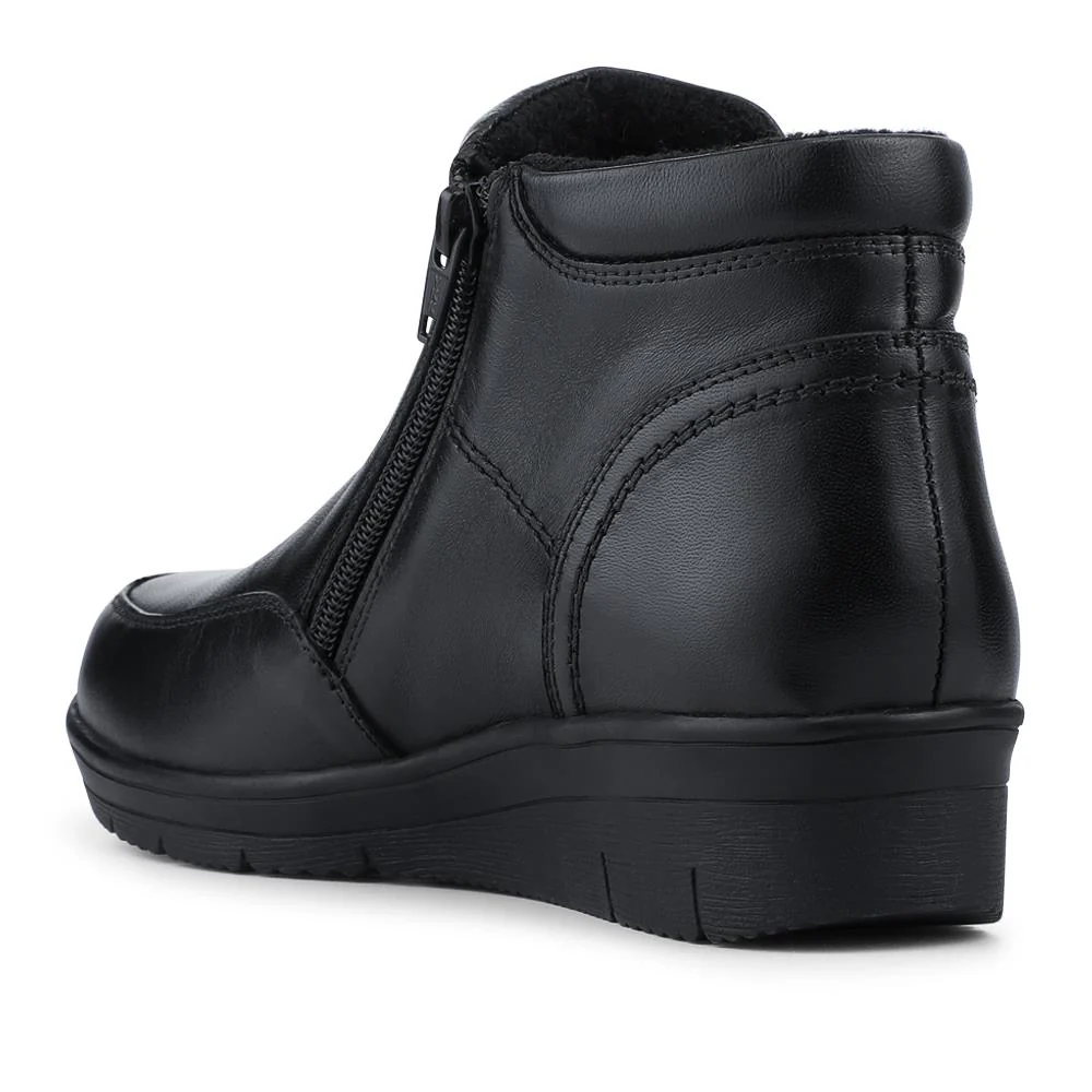 Breathable Leather Water Resistant Boots - DDIN42003 / 328 315 - Black - Image 3