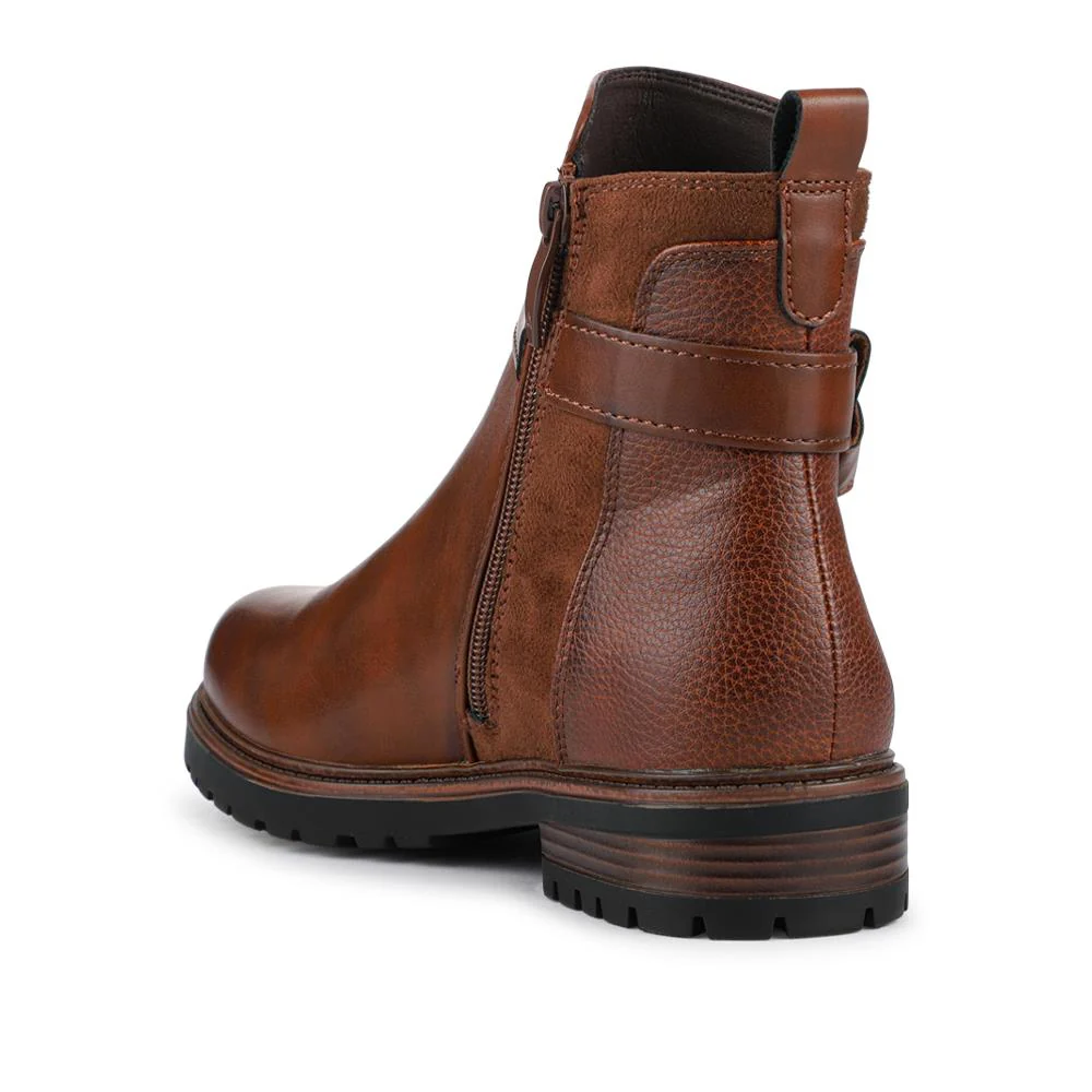 Buckle-Detail Ankle Boots - WOIL40003 / 326 127 - Tan - Image 3