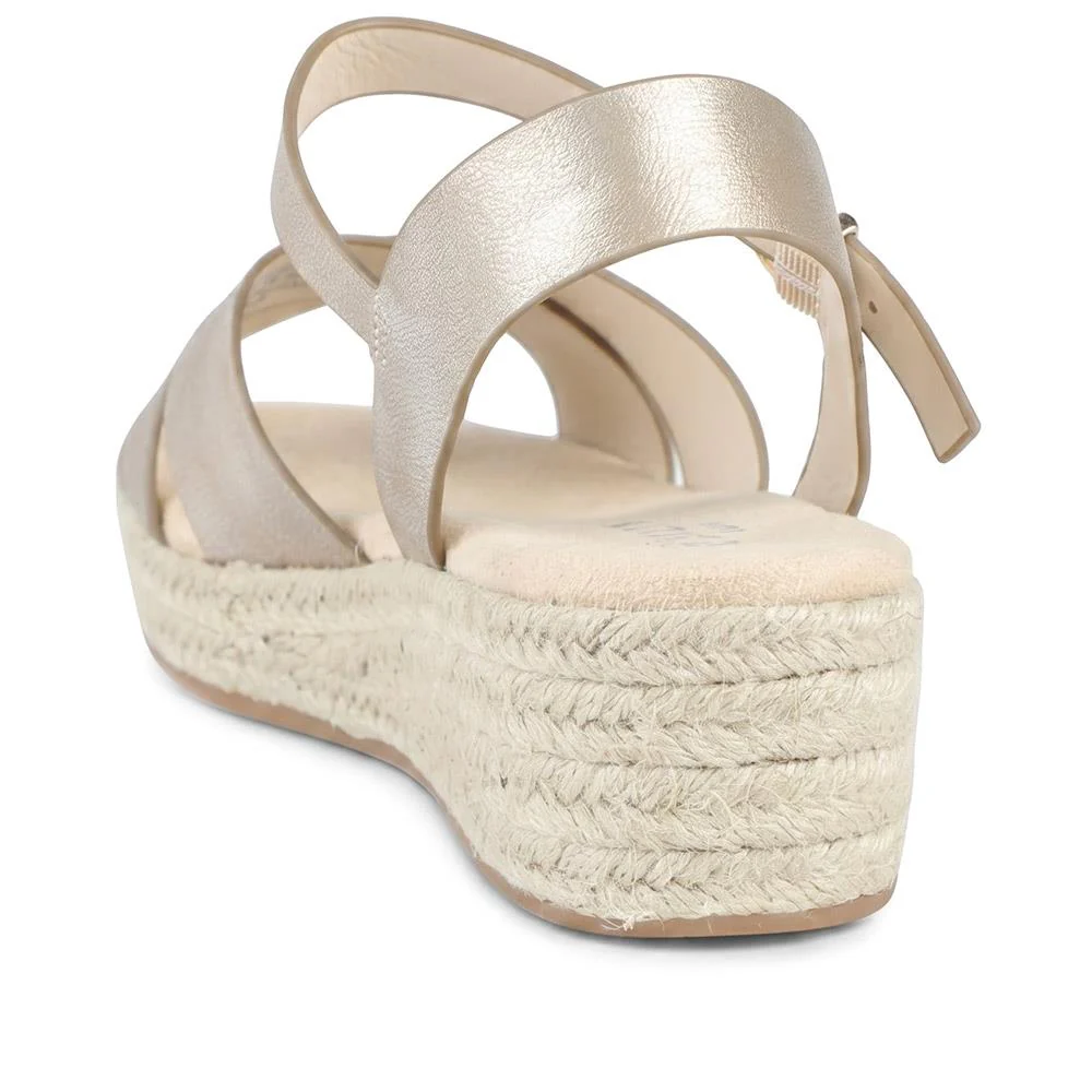 Wide Fit Buckle Fasten Strappy Espadrilles - WBINS43079 / 329 284 - Gold - Image 3