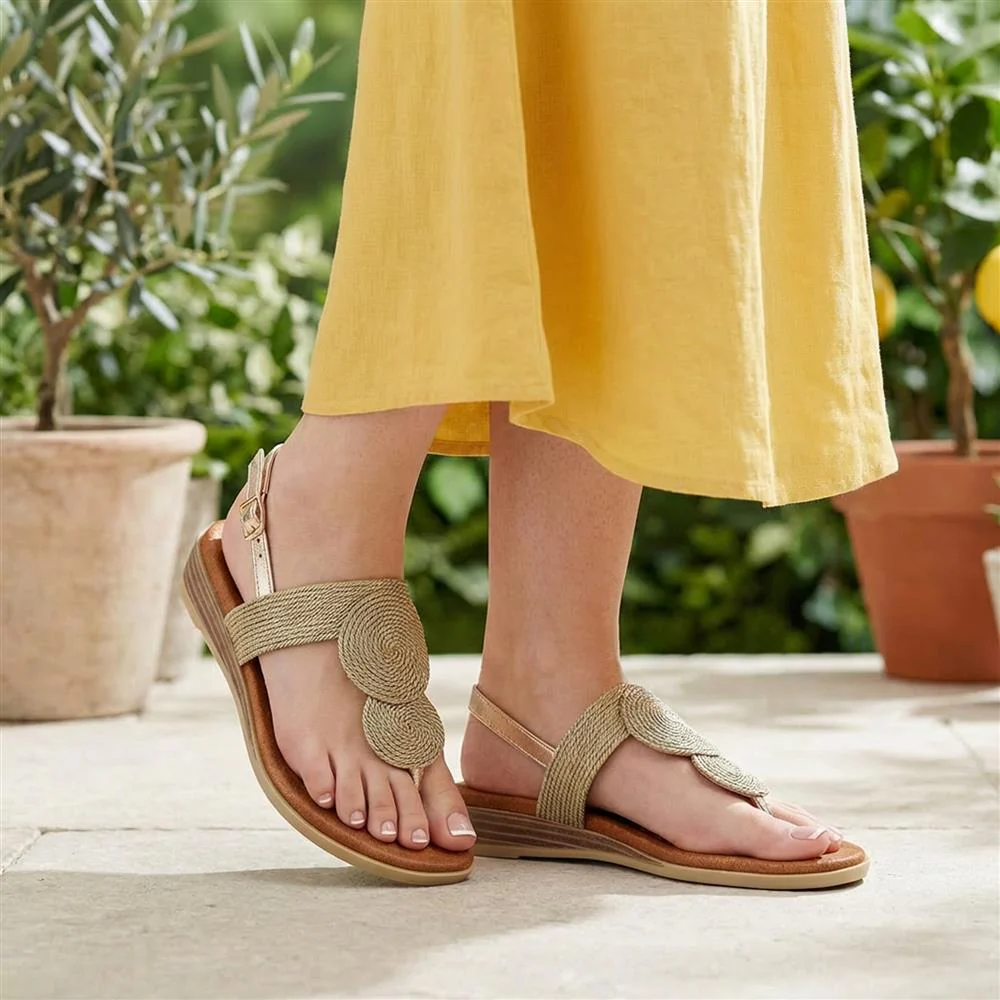 Buckled Toe Post Sandals - BAIZH41050 / 327 218 - Gold - Image 2