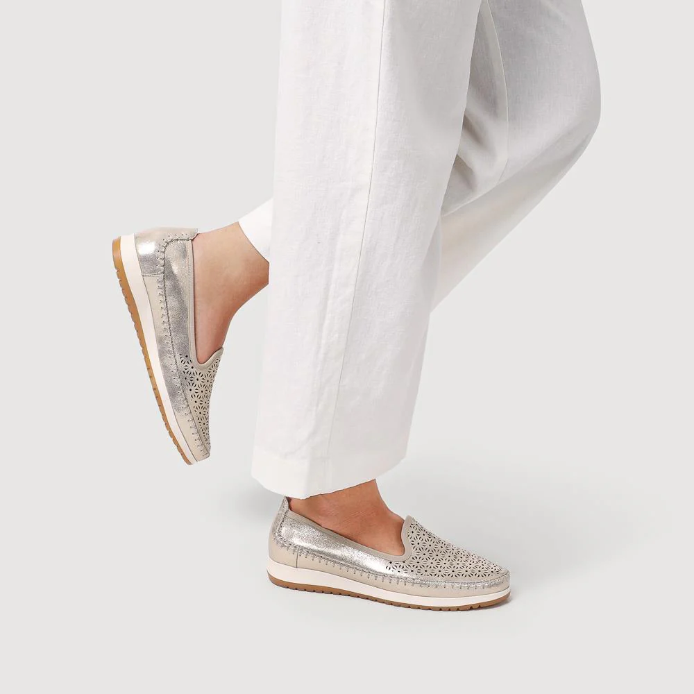 Casual Slip-On Shoes - WBINS41032 / 327 019 - Gold - Image 5
