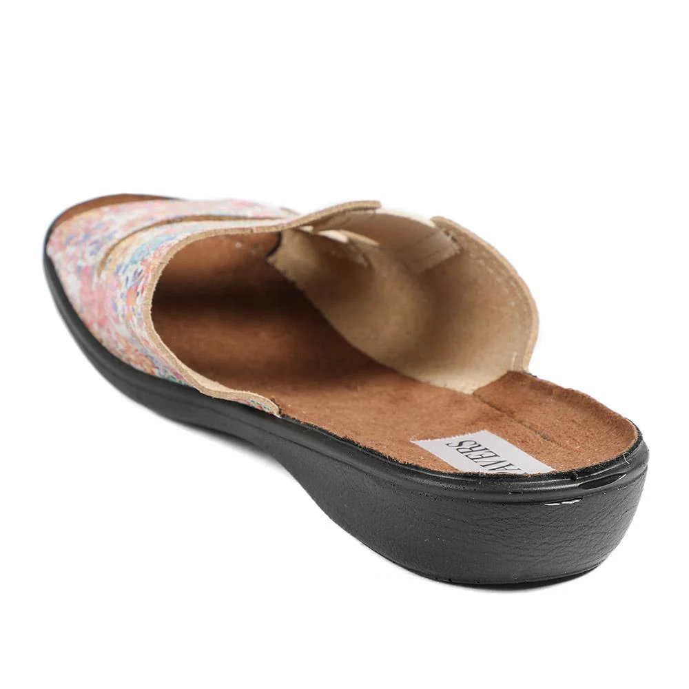 Casual Two-Strap Sandals - ADA43001 / 329 292 - BEIGE FLORAL - Image 4
