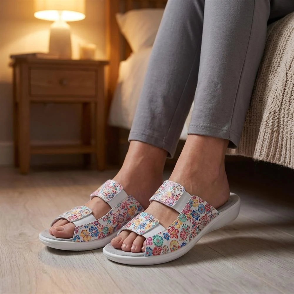 Casual Two-Strap Sandals - ADA43001 / 329 292 - White Floral - Image 2