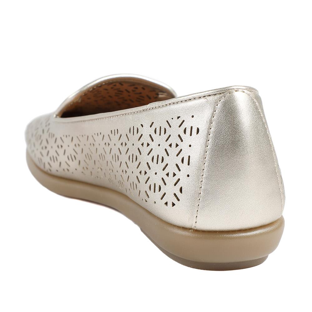Chic Stitch & Turn Slip On Shoes - UPSKY43004 / 329 002 - Gold - Image 4