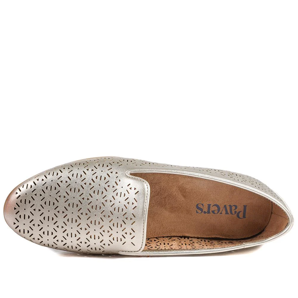 Chic Stitch & Turn Slip On Shoes - UPSKY43004 / 329 002 - Gold - Image 5