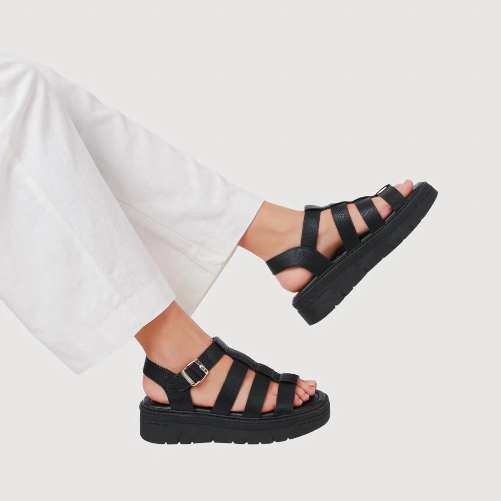 Chunky Buckle-Fasten Sandals - BELWOIL41053 / 327 122 - Black - Image 6