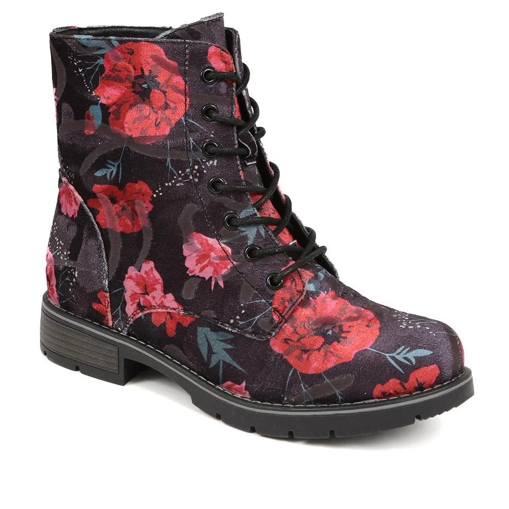 Chunky Lace-Up Ankle Boots - WBINS32015 / 318 884