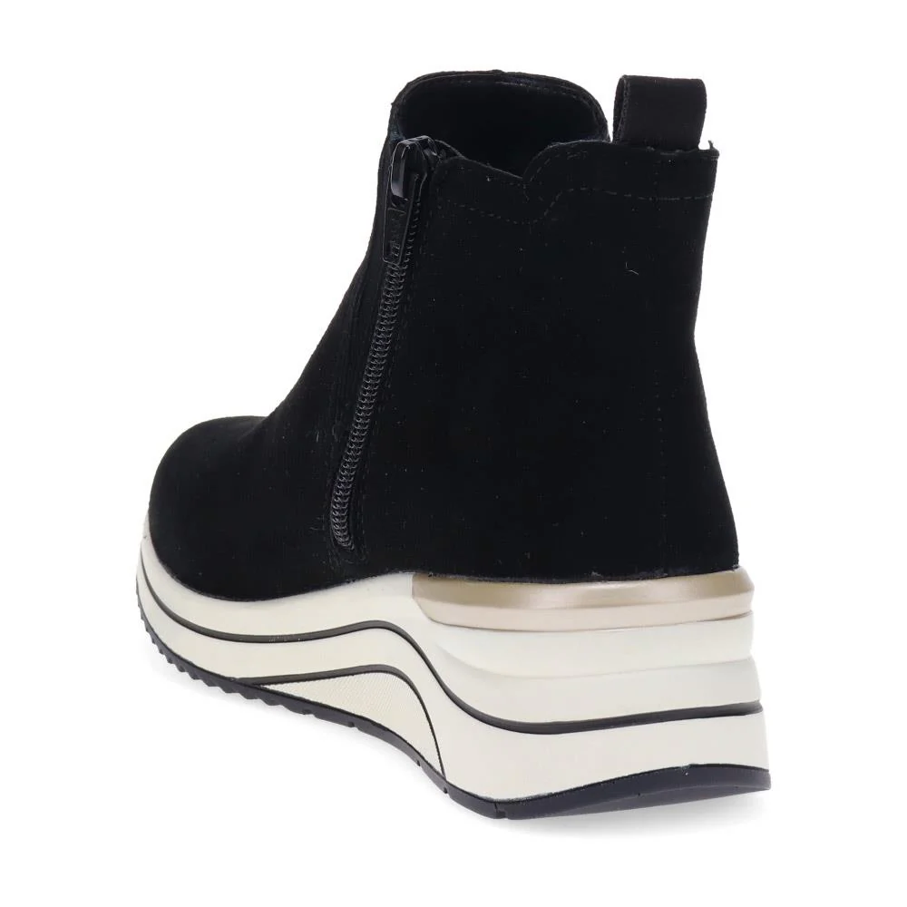 Chunky Leather Ankle Boots - DRS40508 / 326 365 - Black - Image 3