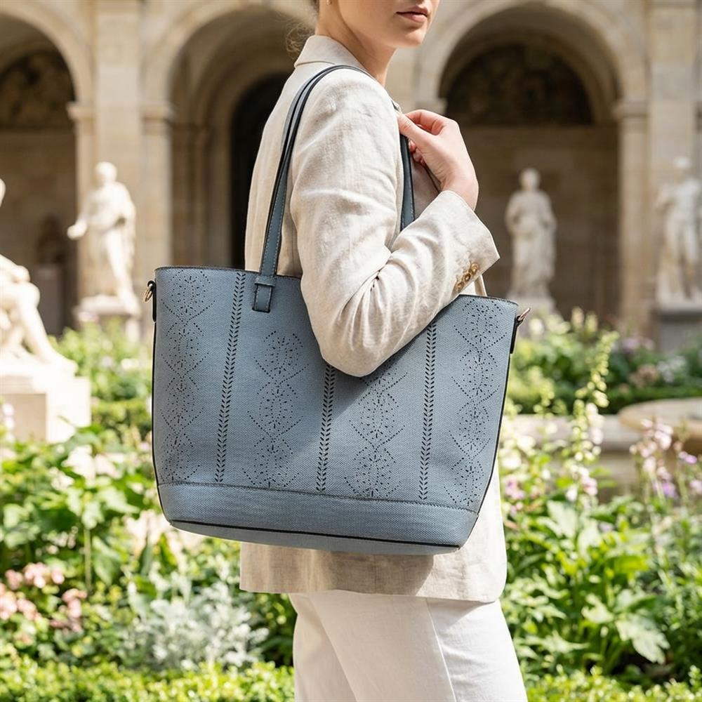Classic Detail Tote Bag - BELHETIA43000 / 329 233 - Denim - Image 2