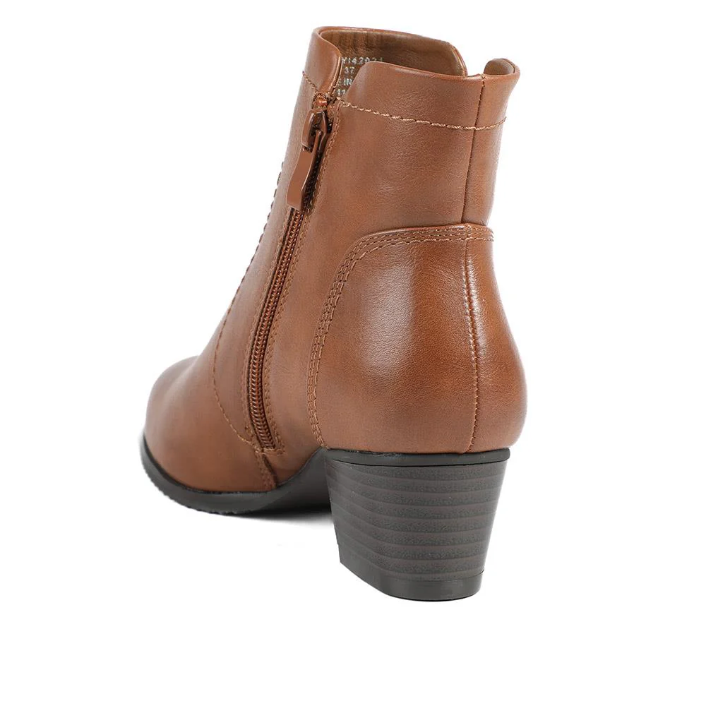 Classic Heeled Ankle Boots with Zip Fastening - SANYI42021 / 329 267 - Tan - Image 4