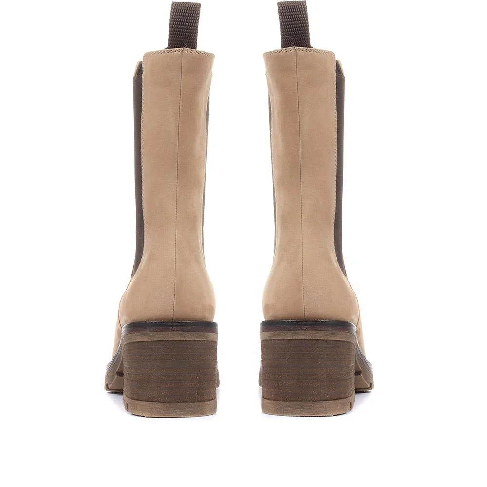Clemenzia Block Heeled Chelsea Boots - CLEMENZIA / 320 555 - Beige Nubuck - Image 3