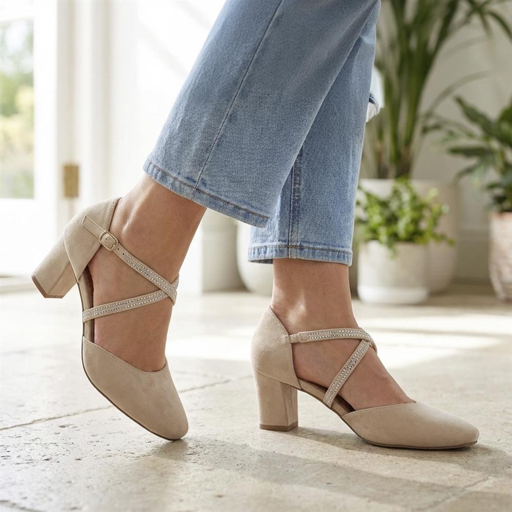 Closed-Toe Block Heels - PLAN40011 / 326 163 - Beige - Image 2
