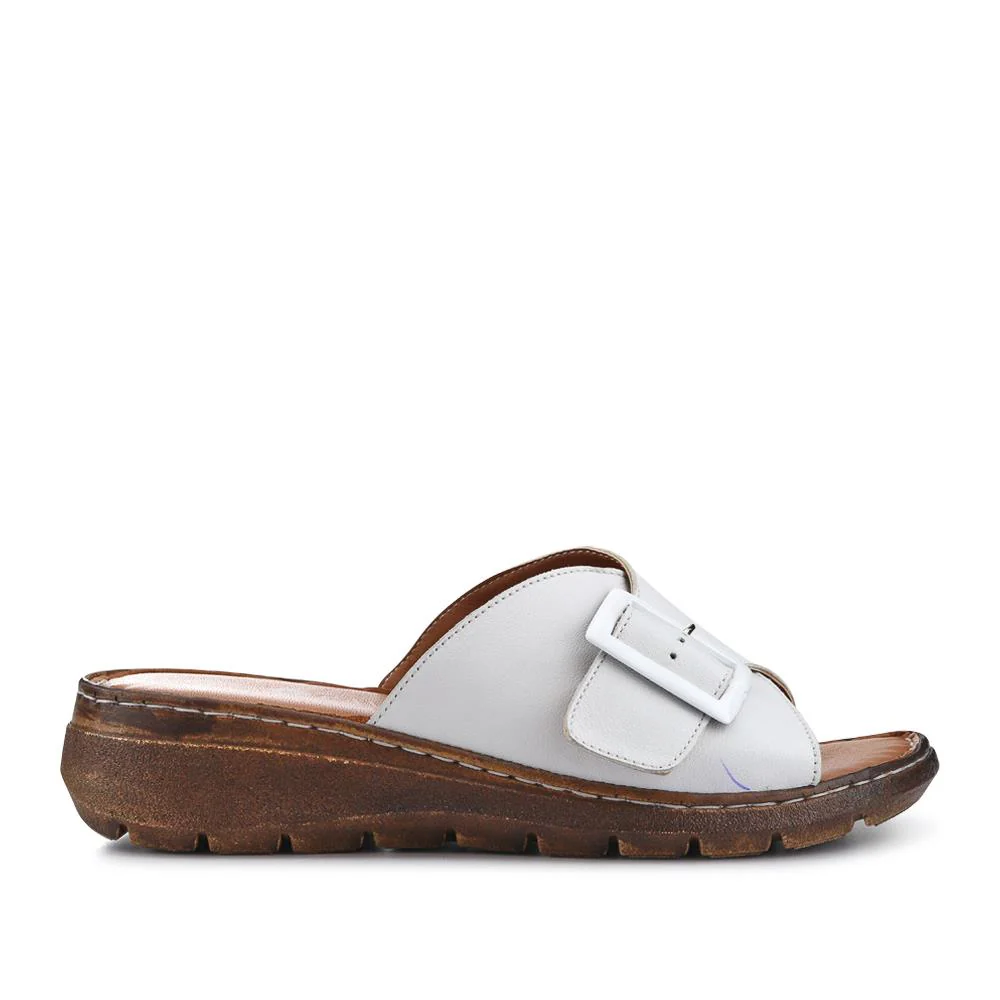 Cushioned Leather Mules - LUCK41009 / 327 392 - White - Image 2