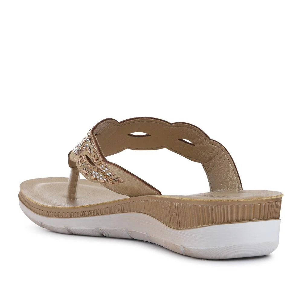 Cushioned Toe Post Sandals - INB41028 / 327 354 - Gold - Image 3