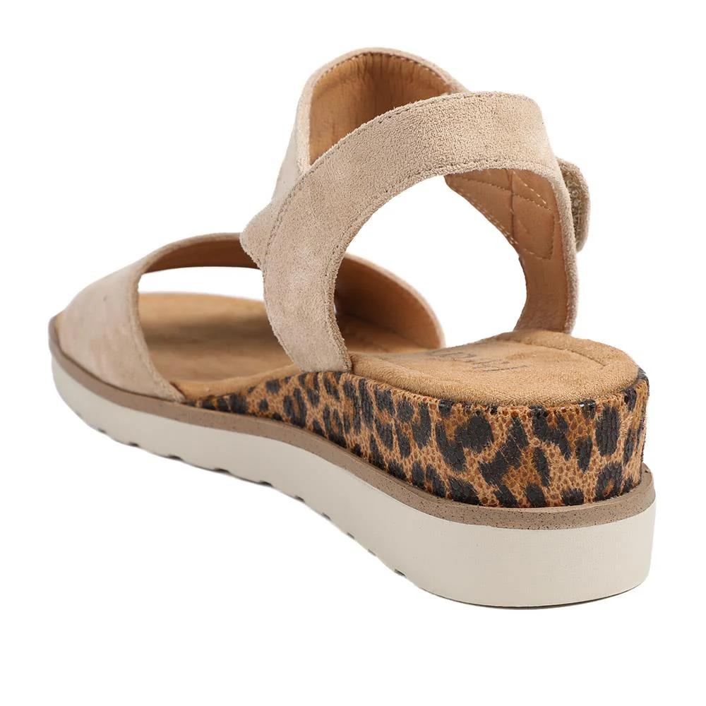 Cushioned Touch-Fasten Sandals - WOIL41044 / 327 272 - Beige - Image 4