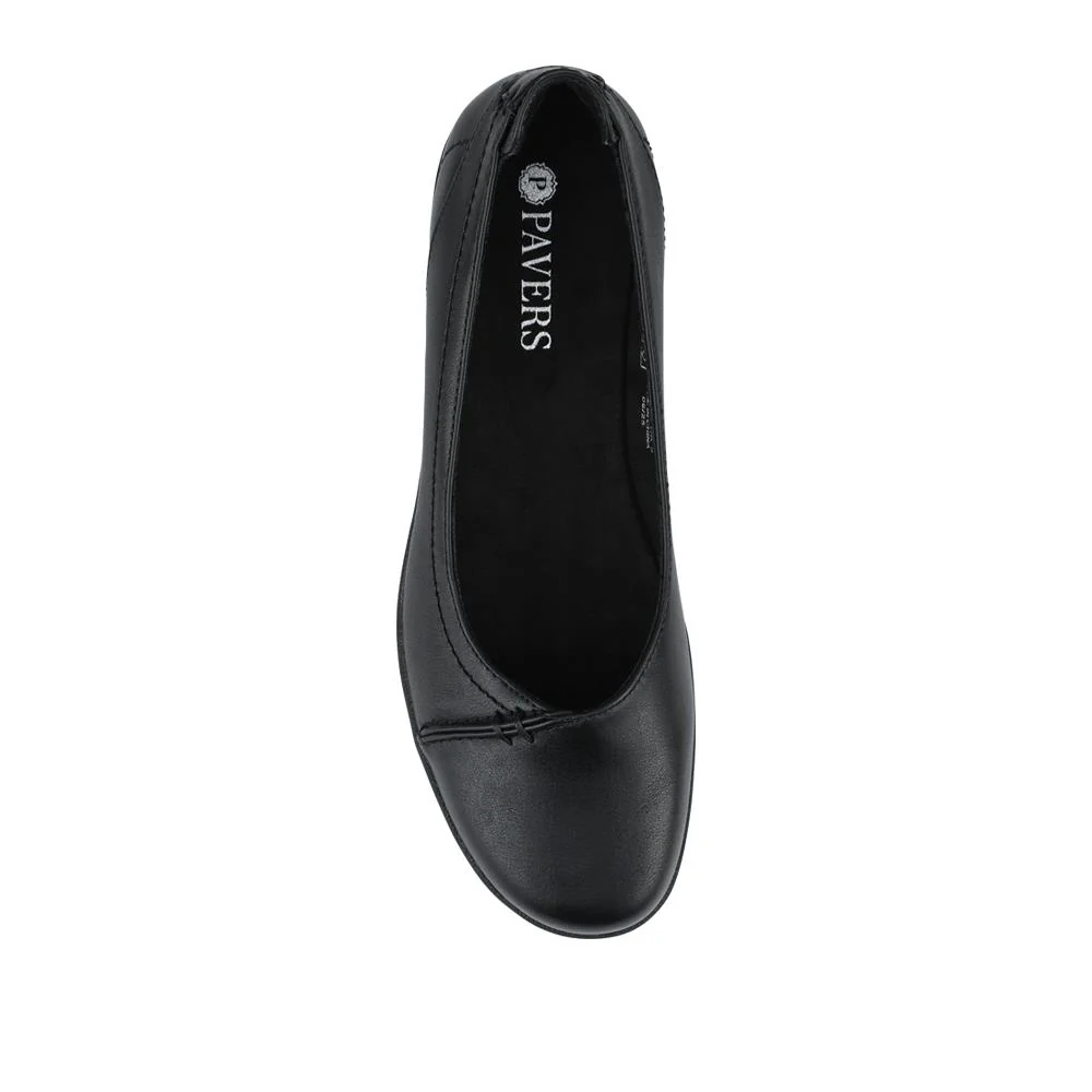 Cushioned Wedge Heel Courts - WBINS42086 / 328 142 - Black - Image 4