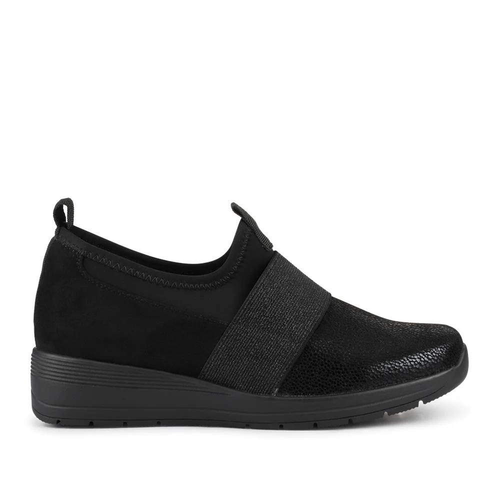 Cushioned Wedge Slip-On Shoes - SANYI42004 / 327 956 - Black - Image 2