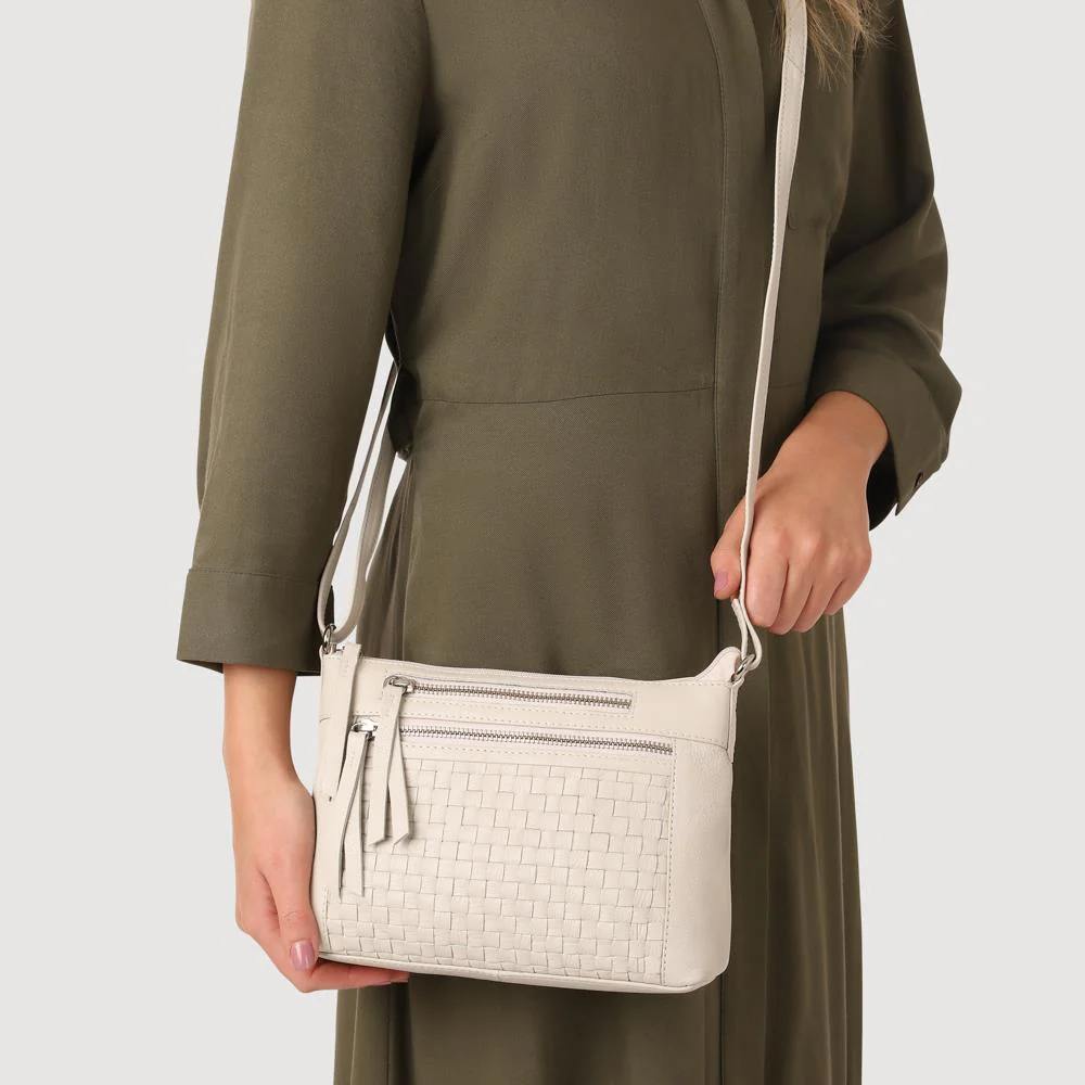 Daily Zip Up Crossbody Bag - JWNBG41007 / 327 767 - Cream - Image 4