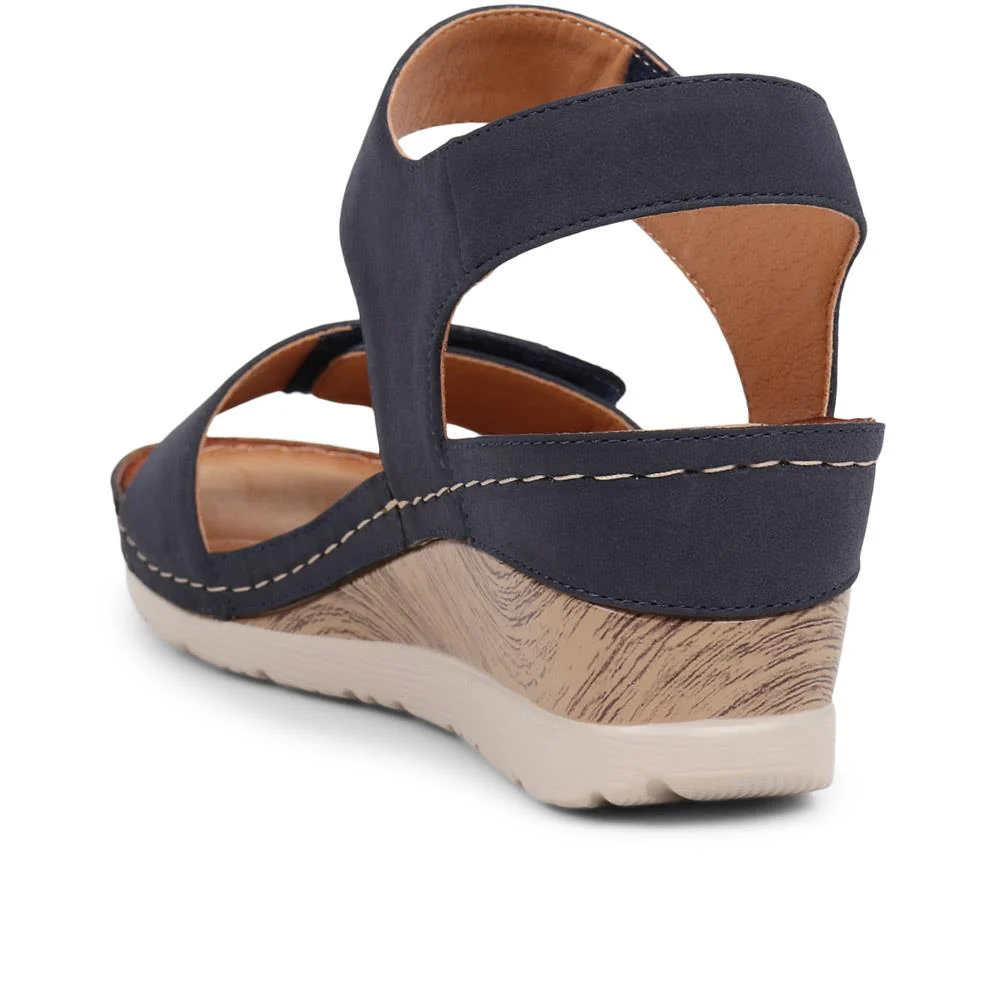Double-Strap Touch-Fasten Wedge Sandals - WOIL39033 / 325 303 - Navy - Image 3