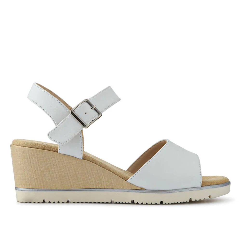 Elasticated Casual Sandals - WBINS41038 / 327 221 - White - Image 2