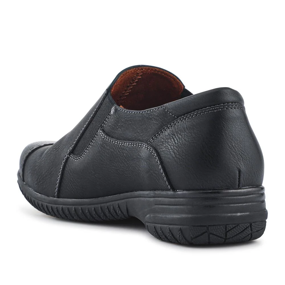 Elasticated Slip-On Shoes - WOIL42008 / 327 894 - Black - Image 3