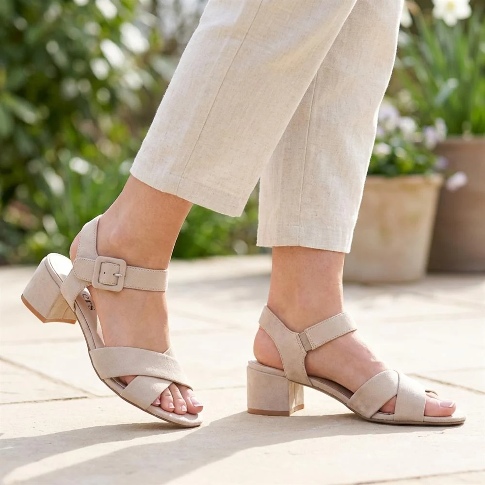 Elegant Block Heeled Sandals - WBINS41053 / 327 111 - Beige - Image 2