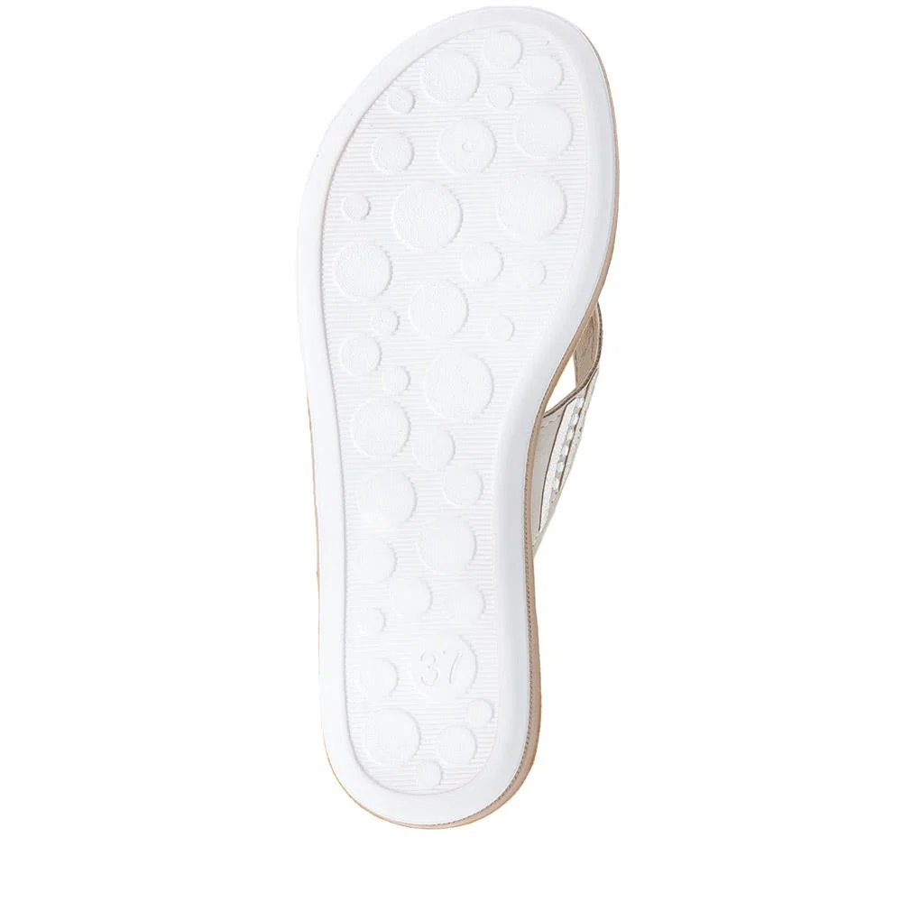 Embellished Platform Toe Post Sandals - INB35003 / 321 609 - Silver - Image 4