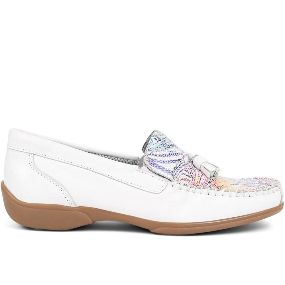Embroided Panel Leather Loafers - CONT39001 / 325 241 - White Multi - Image 2