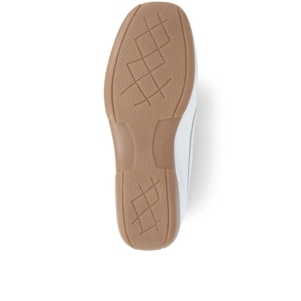 Embroided Panel Leather Loafers - CONT39001 / 325 241 - White Multi - Image 4