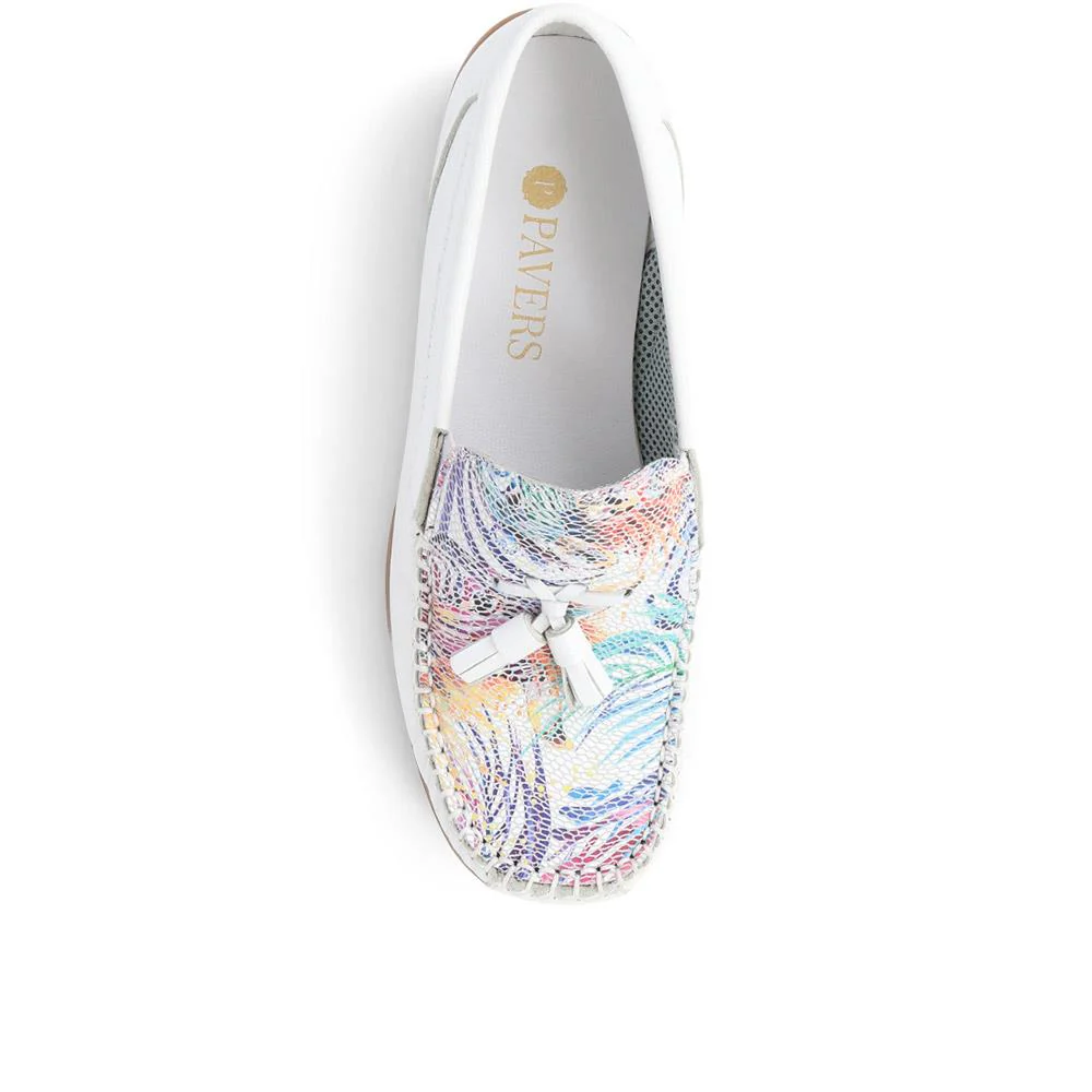 Embroided Panel Leather Loafers - CONT39001 / 325 241 - White Multi - Image 5