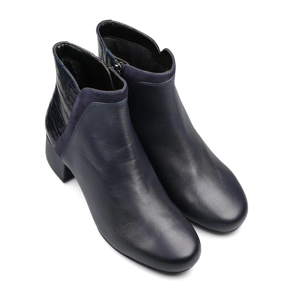 Essential Comfort Boots E Fit - MANON