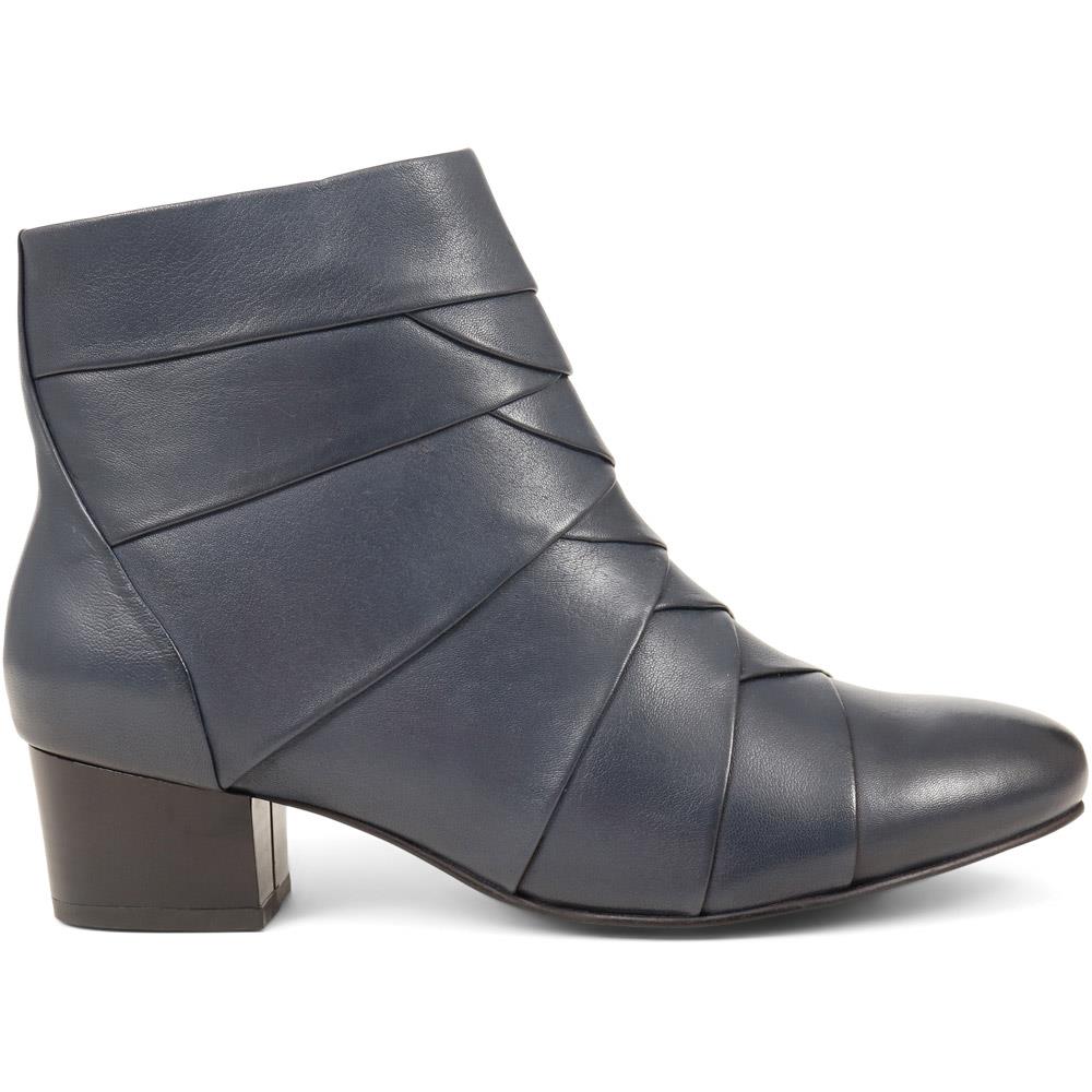 Everyday Leather Ankle Boots - MAGNU38003 / 324 540 - Navy - Image 2