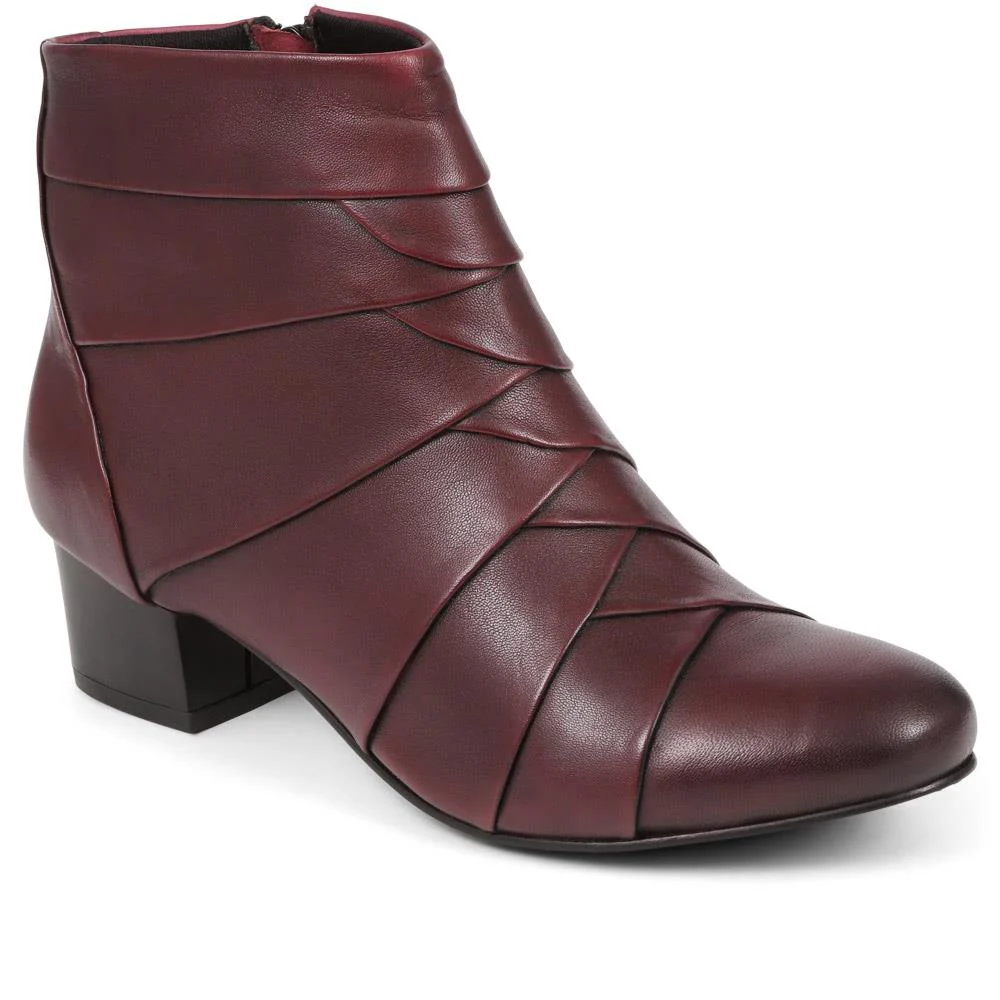 Everyday Leather Ankle Boots - MAGNU38003 / 324 540 - Plum