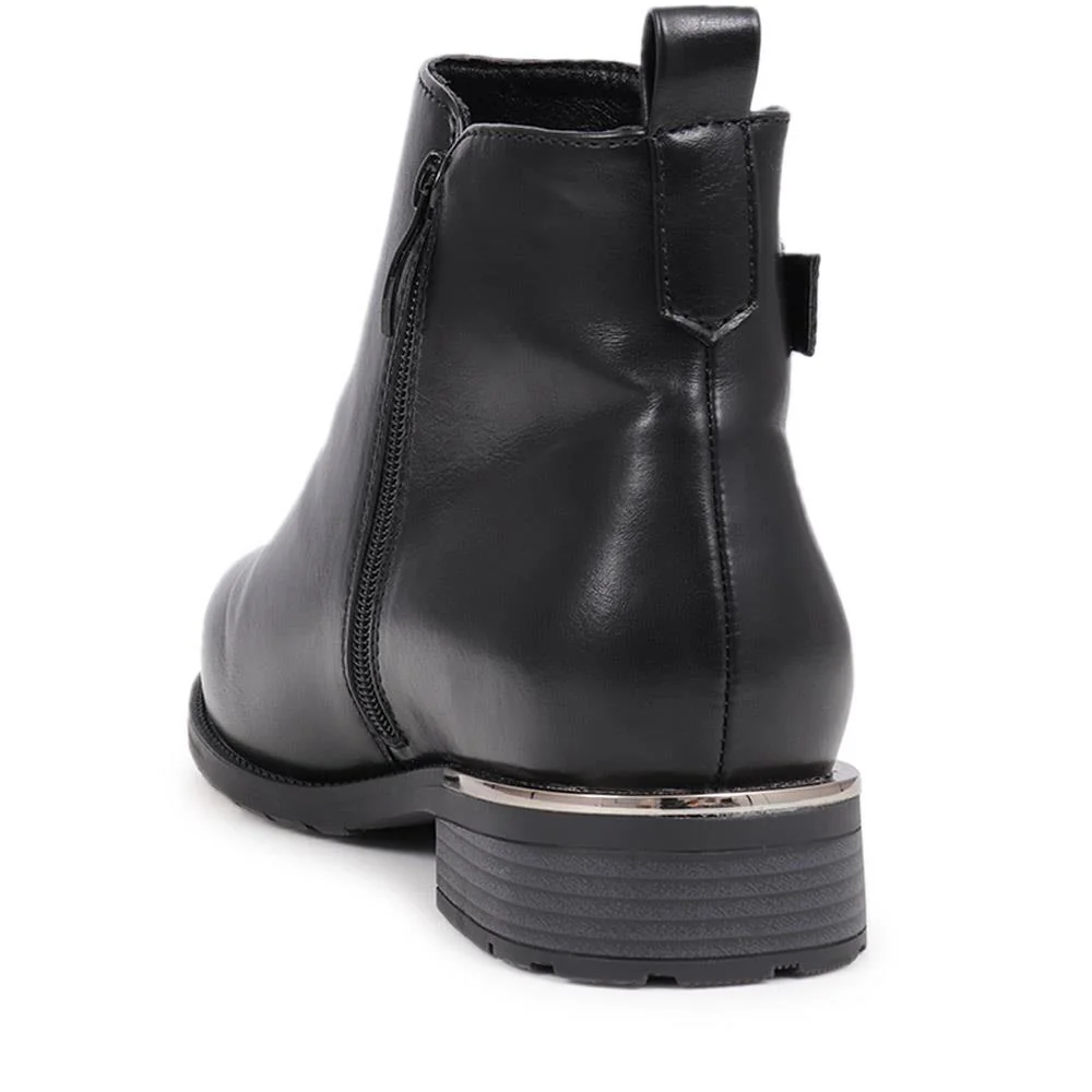 Extra-Wide Fit Buckle Detail Ankle Boots - WILLA / 324 177 - Black - Image 3
