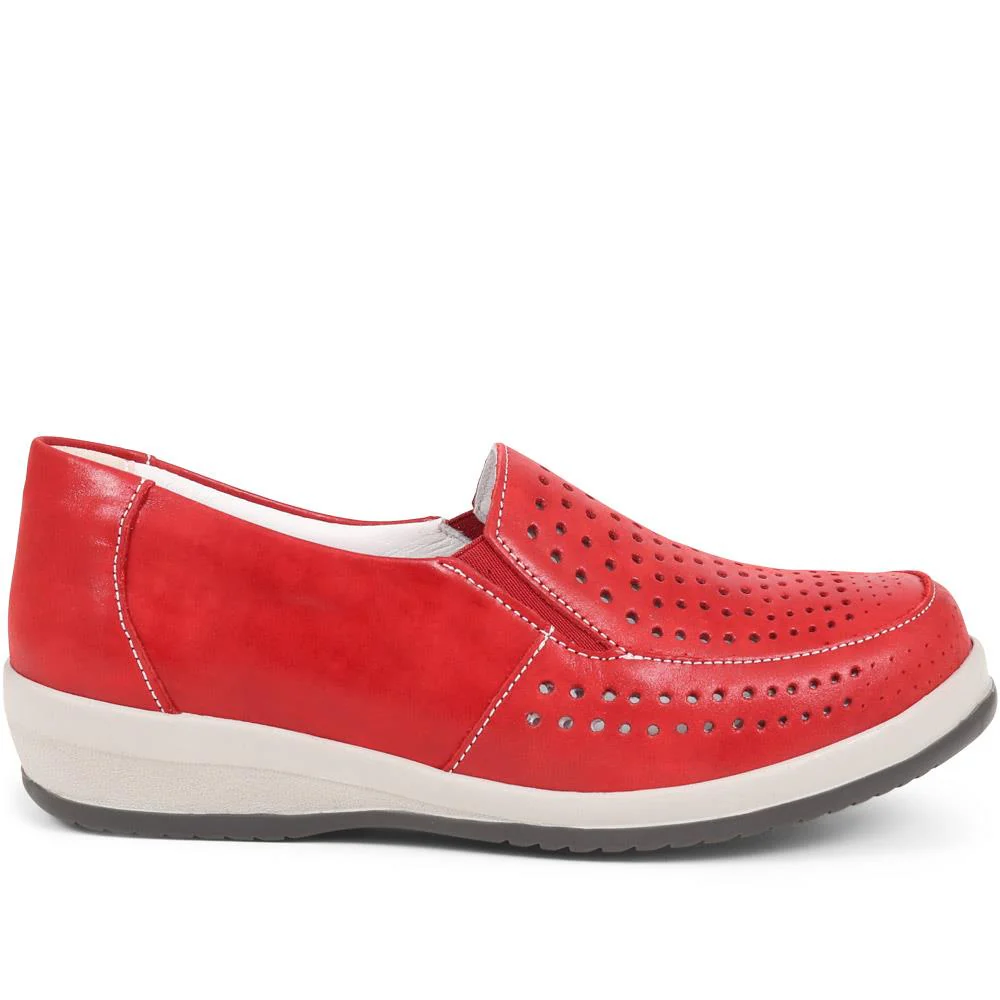 Extra Wide Fit Casual Leather Loafers - CORETTA / 323 875 - Red - Image 5