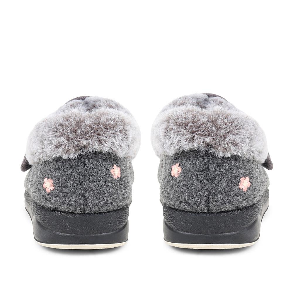 Extra-Wide Fit Faux-Fur Flower Slippers - LISBET / 324 143 - Grey - Image 3