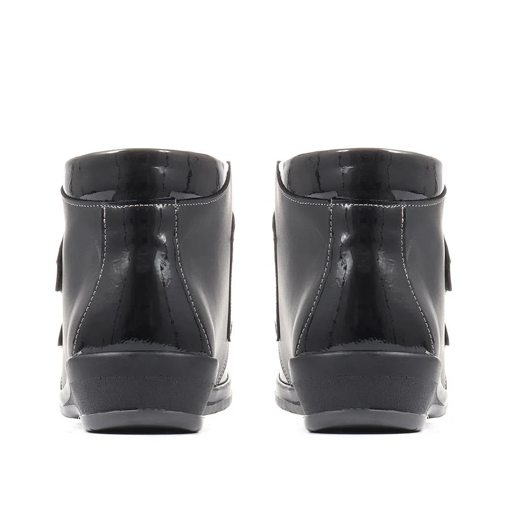 Extra Wide Leather Ankle Boots - AMORA / 322 670 - Black Patent - Image 3